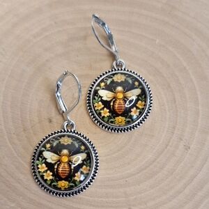 Bee Design Silver Earrings